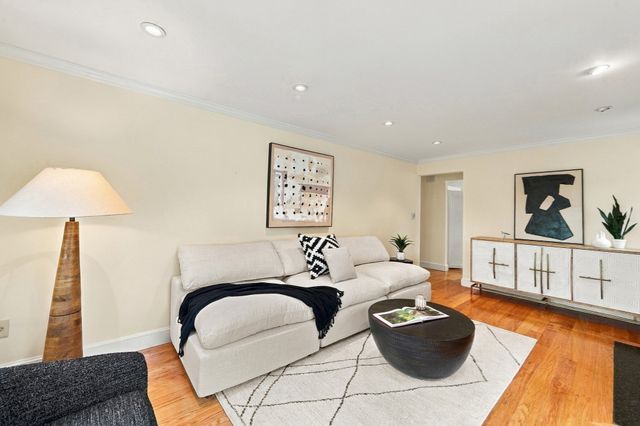 79 Claflin St, Belmont, MA 02478