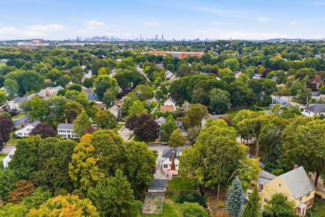79 Claflin St, Belmont, MA 02478