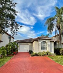 9929 NW 29th Ter, Doral, FL 33172