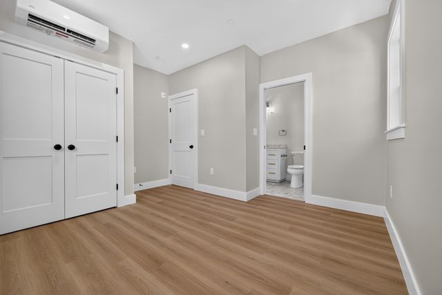 533 Washington Street D, Boston, MA 02124
