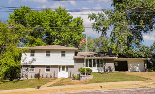 527 KROHN ST, Boonville, MO 65233