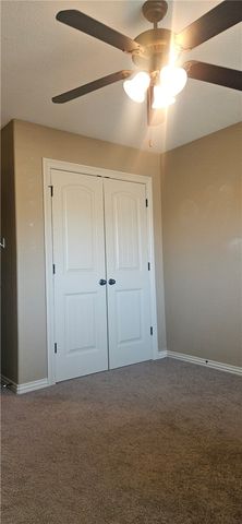 2637 N Sierra Avenue, Fayetteville, AR 72703
