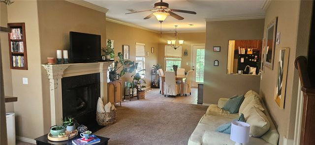 2637 N Sierra Avenue, Fayetteville, AR 72703
