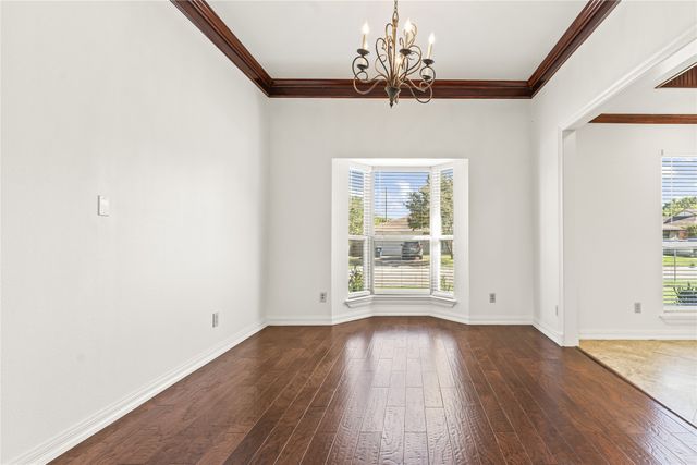 6423 Ridgemont Drive, Dallas, TX 75214