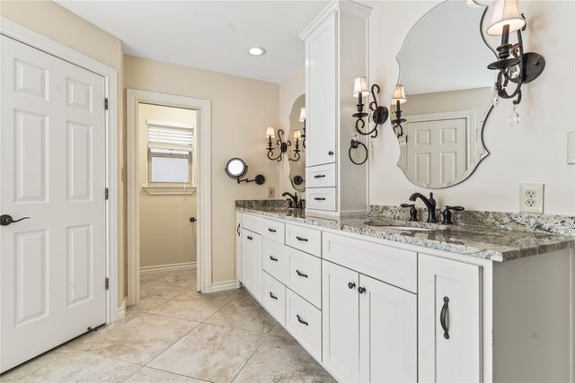 6423 Ridgemont Drive, Dallas, TX 75214