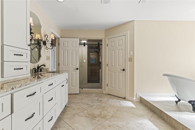 6423 Ridgemont Drive, Dallas, TX 75214
