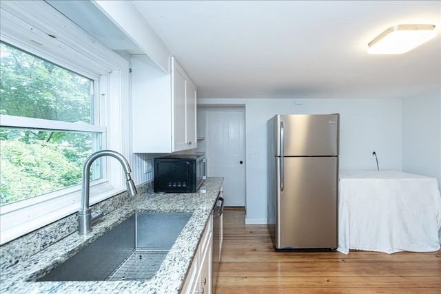 946 Bay Rd. 2, Hamilton, MA 01982