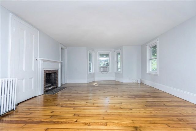 946 Bay Rd. 2, Hamilton, MA 01982