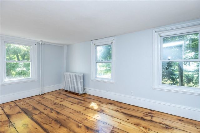 946 Bay Rd. 2, Hamilton, MA 01982
