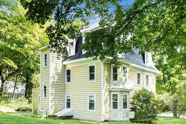 946 Bay Rd. 2, Hamilton, MA 01982