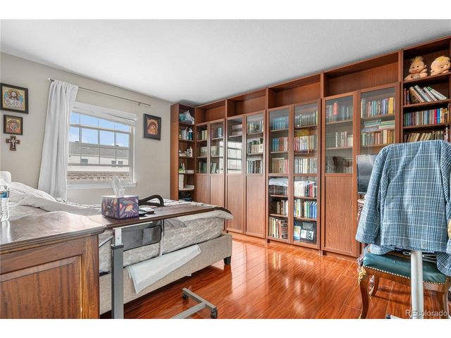 2925 S Vaughn Way, Aurora, CO 80014