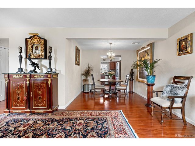 2925 S Vaughn Way, Aurora, CO 80014