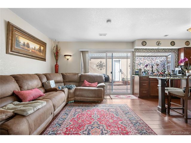 2925 S Vaughn Way, Aurora, CO 80014