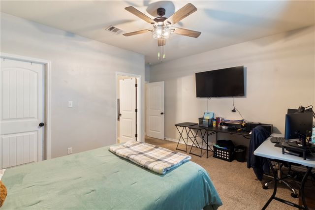 4313 Commando Trail, College Station, TX 77845