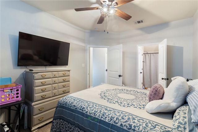 4313 Commando Trail, College Station, TX 77845