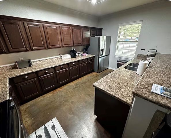 4313 Commando Trail, College Station, TX 77845