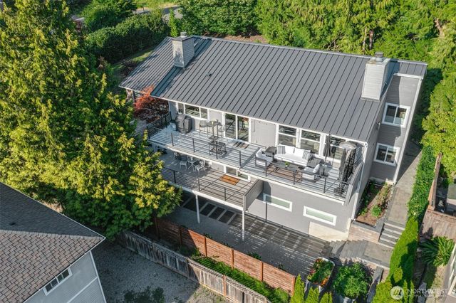 6065 NE 135th Street, Kirkland, WA 98034