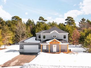 6406 Jeffrey Place, Green Lake Twp, MI 49637