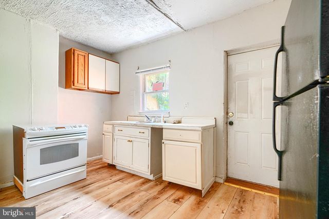 1912 FREDERICK AVE, Baltimore, MD 21223