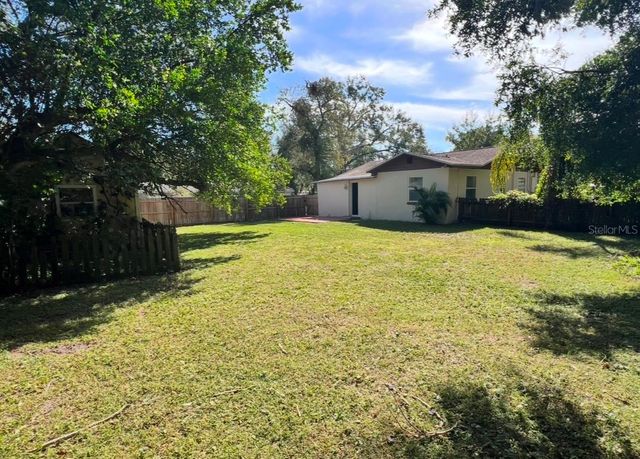 3910 E ELLICOTT STREET, Tampa, FL 33610