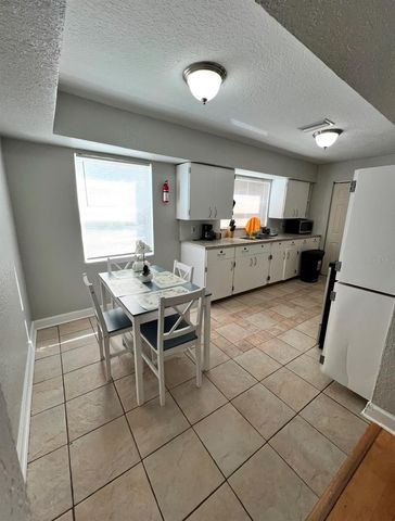 3910 E ELLICOTT STREET, Tampa, FL 33610