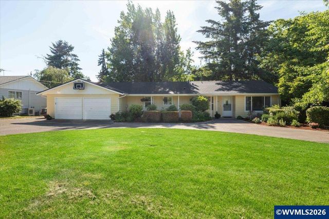 405 Fir Knoll Ln NE, Salem, OR 97317