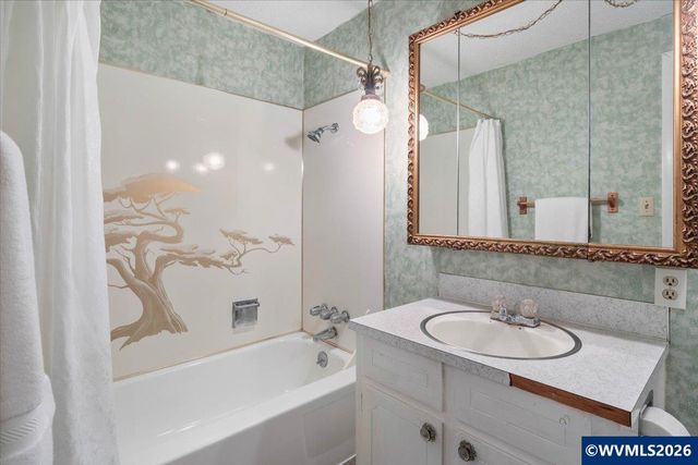 405 Fir Knoll Ln NE, Salem, OR 97317