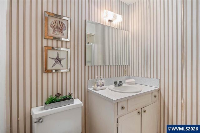 405 Fir Knoll Ln NE, Salem, OR 97317