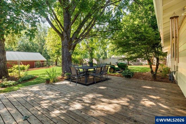 405 Fir Knoll Ln NE, Salem, OR 97317