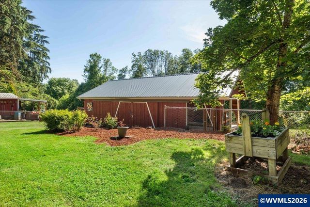 405 Fir Knoll Ln NE, Salem, OR 97317