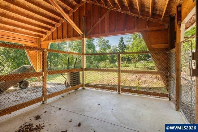 405 Fir Knoll Ln NE, Salem, OR 97317