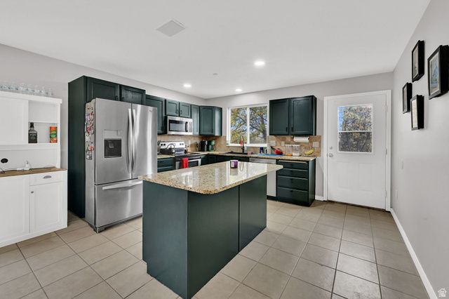 3959 W 5325 S, Roy, UT 84067