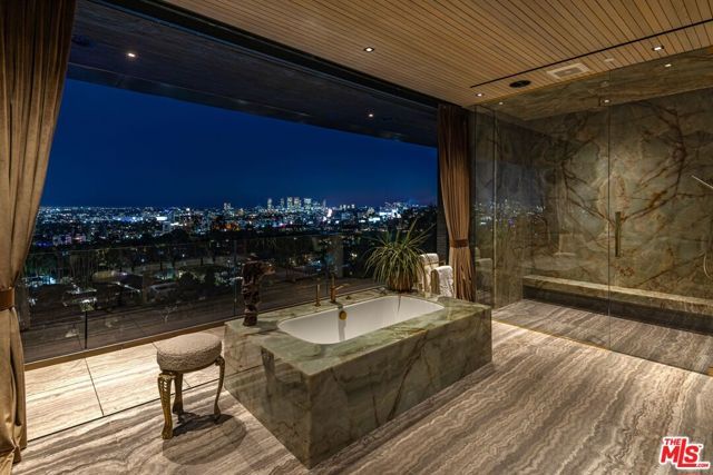 1851 N Stanley Avenue, Los Angeles, CA 90046