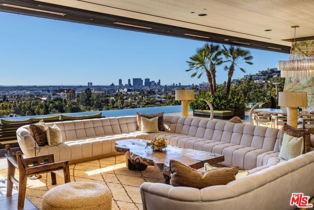 1851 N Stanley Avenue, Los Angeles, CA 90046