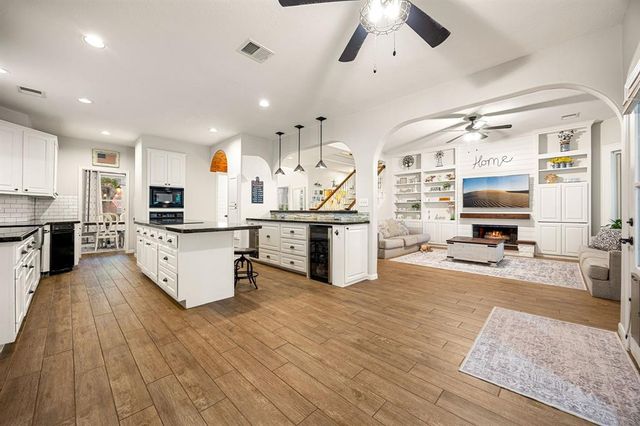 1623 Pecan Crossing Drive, Richmond, TX 77406