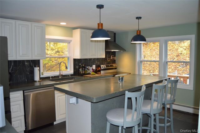 44 Wood Street, Kingston, NY 12401