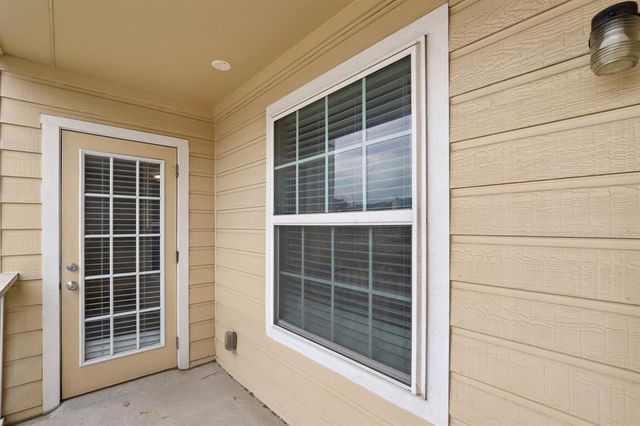 2750 Holly Hall Street 1917, Houston, TX 77054