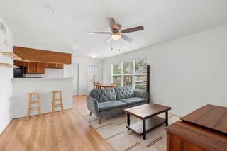 2750 Holly Hall Street 1917, Houston, TX 77054