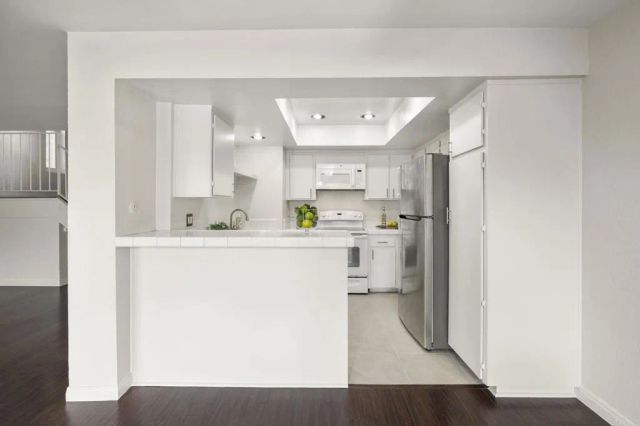 694 Ascot Drive, Vista, CA 92083