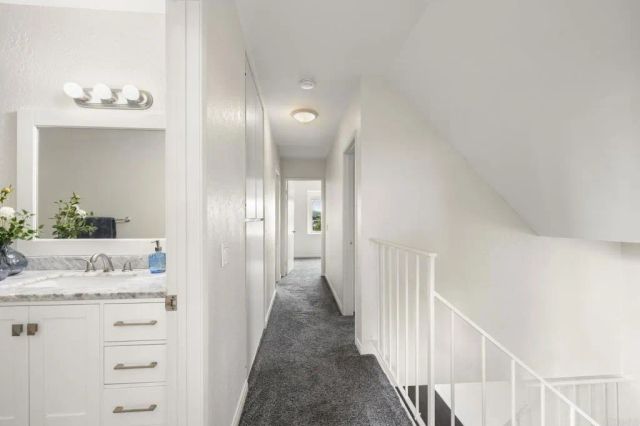 694 Ascot Drive, Vista, CA 92083