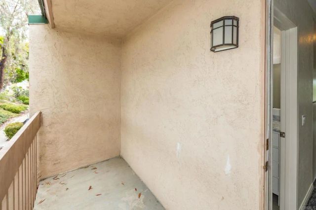 694 Ascot Drive, Vista, CA 92083