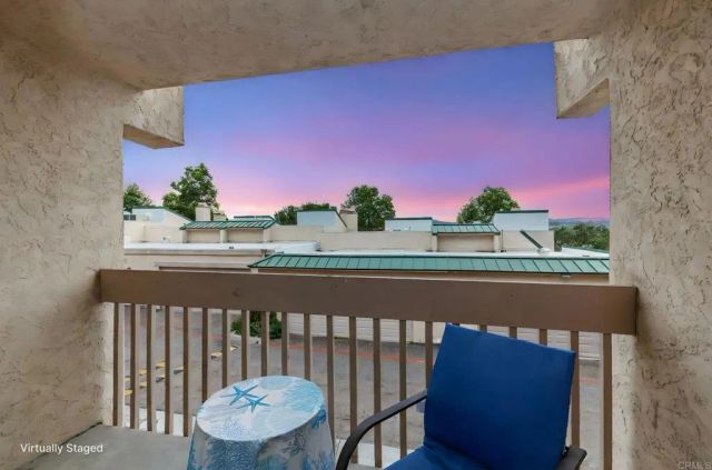 694 Ascot Drive, Vista, CA 92083