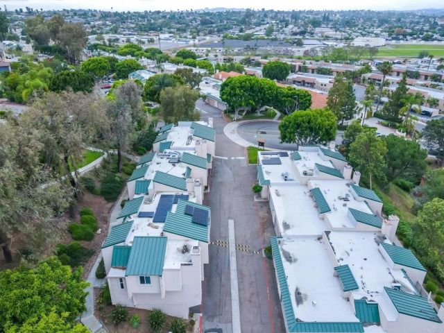 694 Ascot Drive, Vista, CA 92083