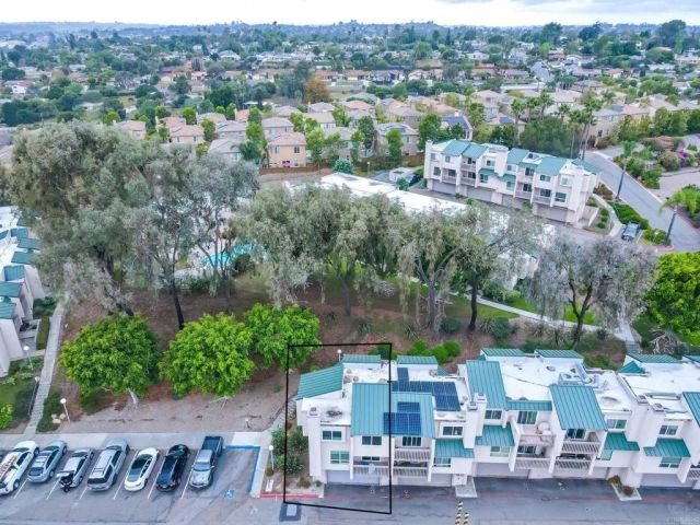 694 Ascot Drive, Vista, CA 92083