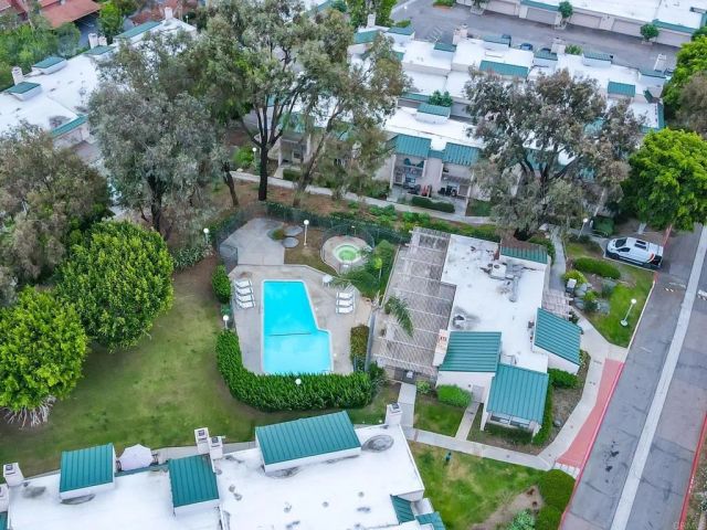 694 Ascot Drive, Vista, CA 92083