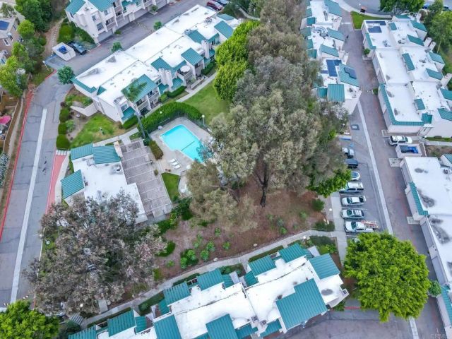 694 Ascot Drive, Vista, CA 92083