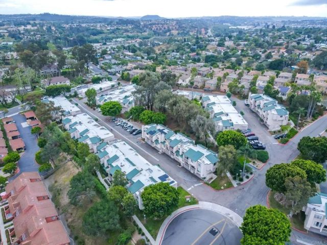 694 Ascot Drive, Vista, CA 92083