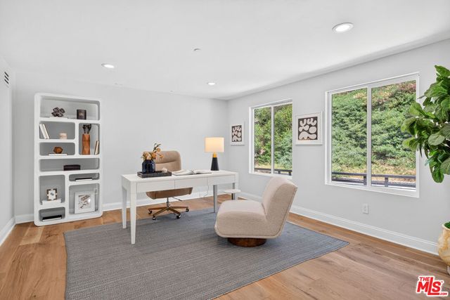8045 Bulwer Drive, Los Angeles, CA 90046
