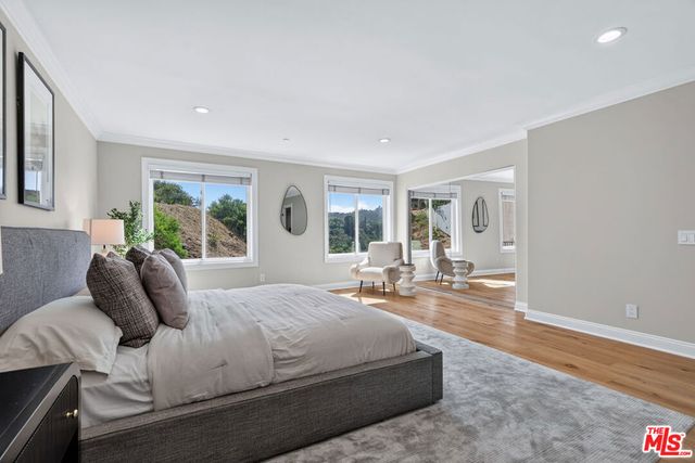 8045 Bulwer Drive, Los Angeles, CA 90046
