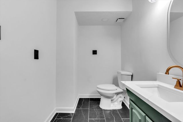 2999 WOFFINGTON LN, Germantown, TN 38138